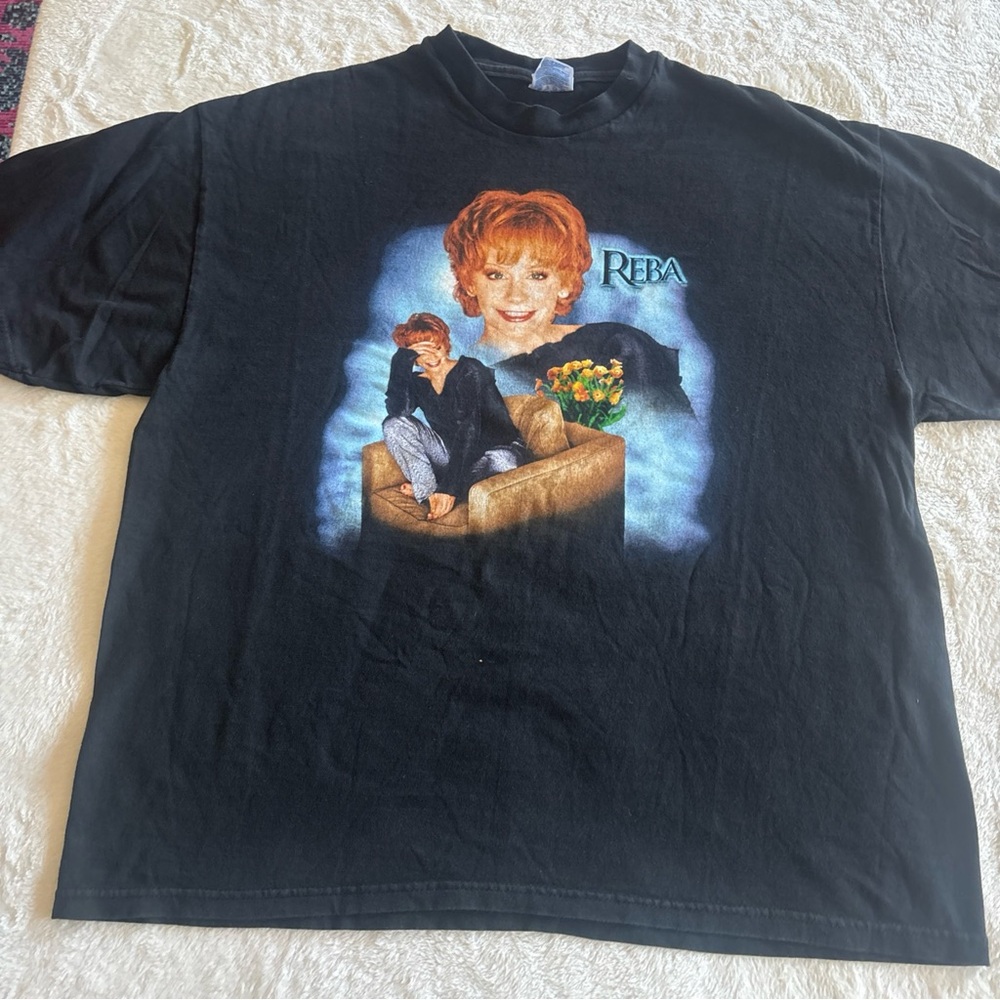 Reba McIntyre Black girls night out 2001 T-Shirt size XL